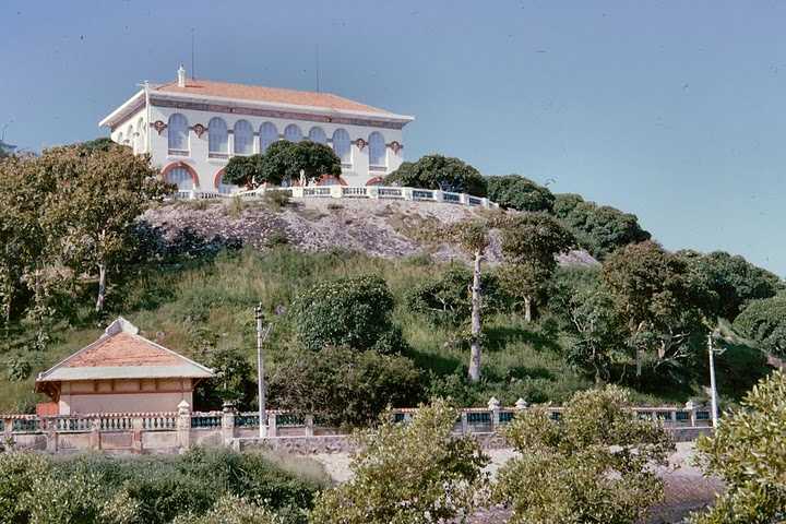 Bạch Dinh Bạch Dinh