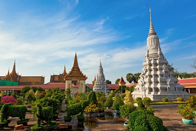 Chùa Vàng chùa Bạc Chùa Vàng chùa Bạc